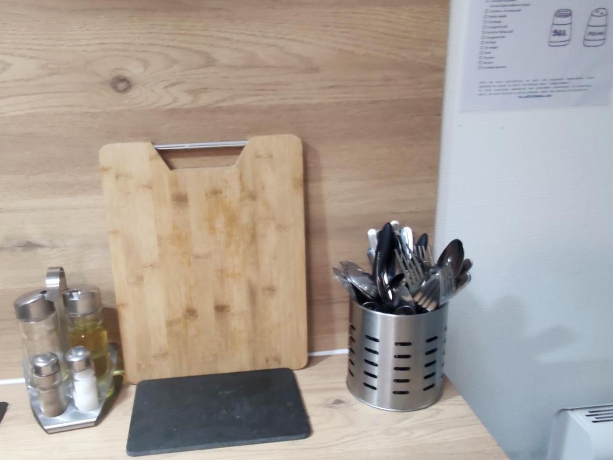 Agreable Et Fonctionnel 2 Pieces Appartement Denain Buitenkant foto