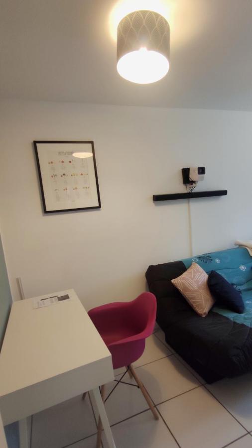 Agreable Et Fonctionnel 2 Pieces Appartement Denain Buitenkant foto