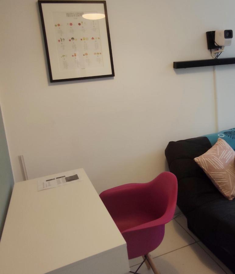 Agreable Et Fonctionnel 2 Pieces Appartement Denain Buitenkant foto